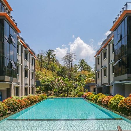 Grand Senggigi Hotel Exterior photo